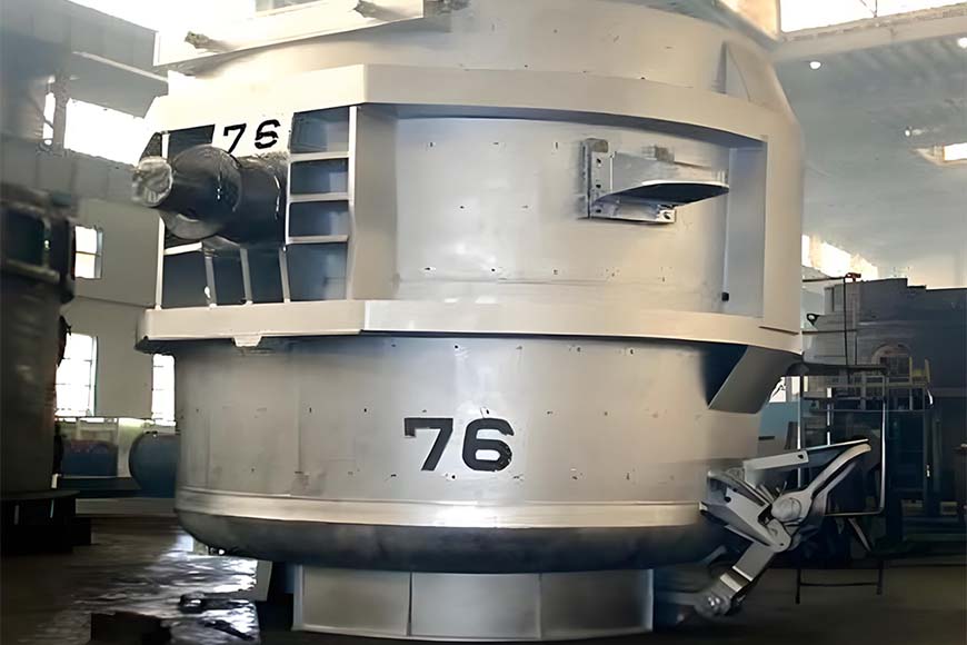 Steel smelting equipment